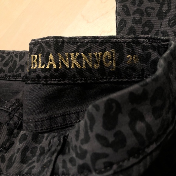 Leopard Print BlankNYC Jeans - Picture 2 of 2